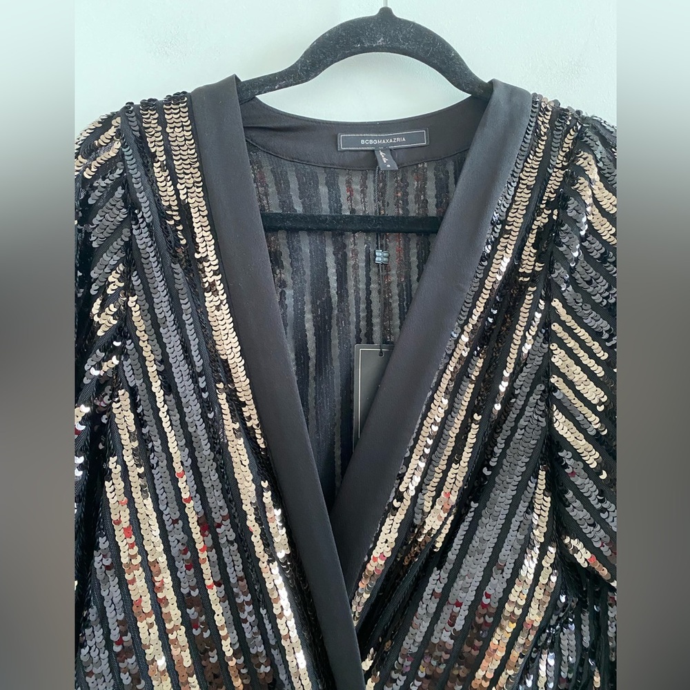BCBGMaxAzria Black & Gold Sequin Wrap Dress Size Small New With Tag - Picture 4 of 12
